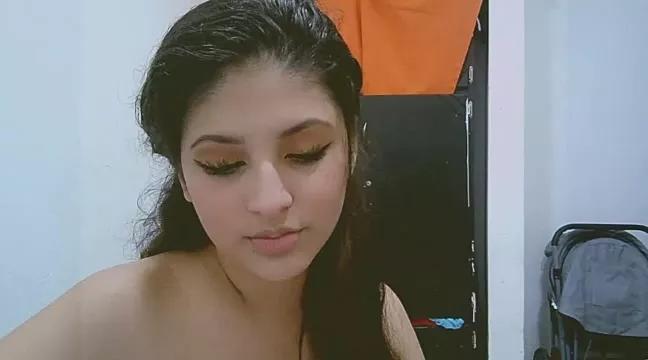 Naked Room sexxybitch17 